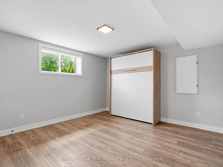504 Barrage St — Photo 31