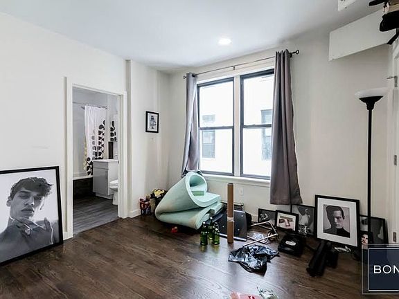 4th image of 3671 Broadway APT 45