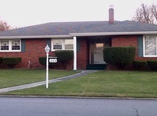 223 S Mulberry St, Martinsburg, PA