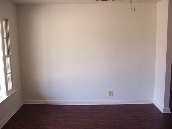 5th image of 6004 Forest Hill Dr