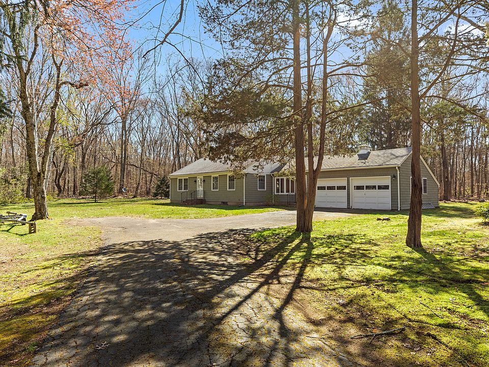 4 Watrous Point Rd, Old Saybrook, CT 06475 | Zillow