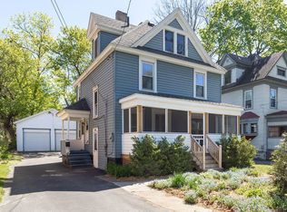 831 Valley Dr, Syracuse, NY 13207