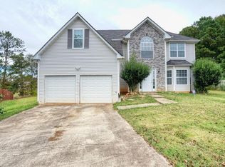2796 Ward Lake Ln, Ellenwood, GA 30294