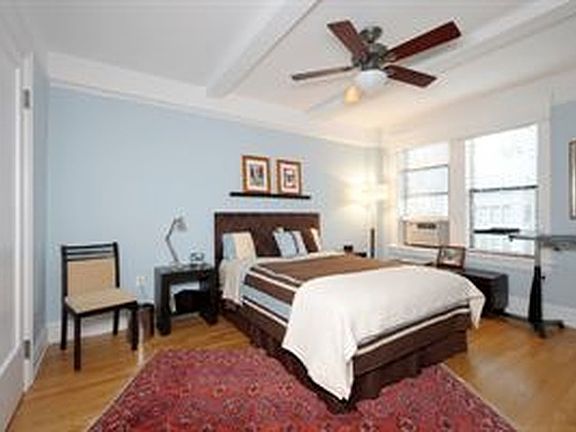 2nd image of 41 W 72nd St #14CD