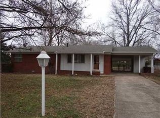 195 Frost St, Pea Ridge, AR 72751
