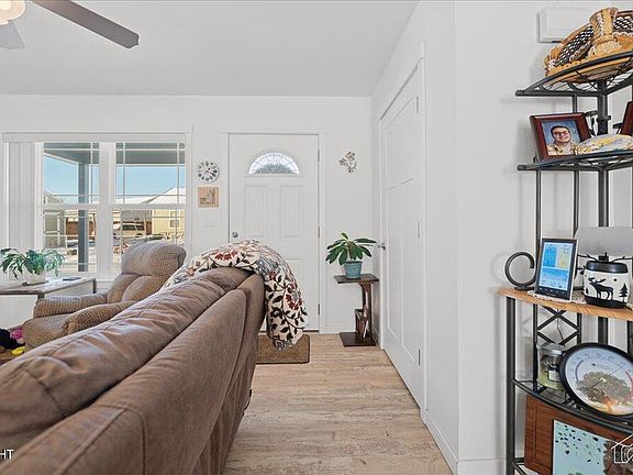 4th image of 5516 W Serene Cir