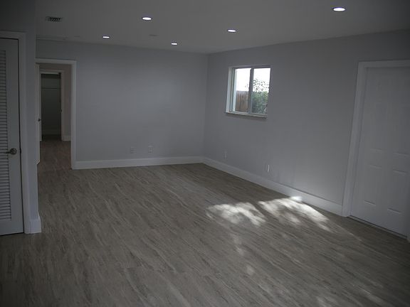 5th image of 3107 McDonald St