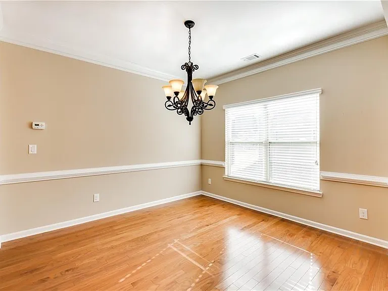 7245 Rocking Horse Ln — Photo 6