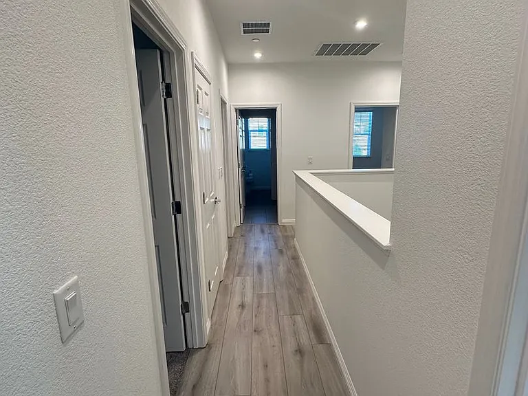 1316 Ironside Pl — Photo 6