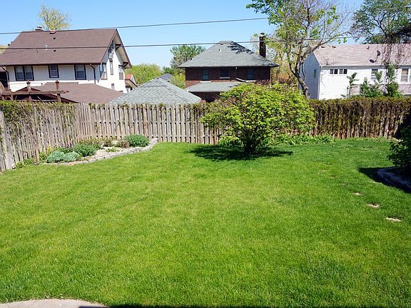 3rd image of 307 S 51st Ave