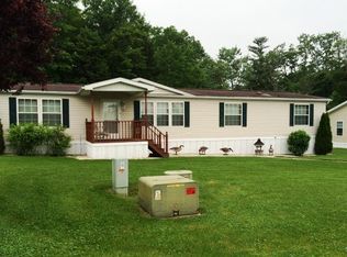 24 Sam Brooke Cir E, Lehighton, PA 18235