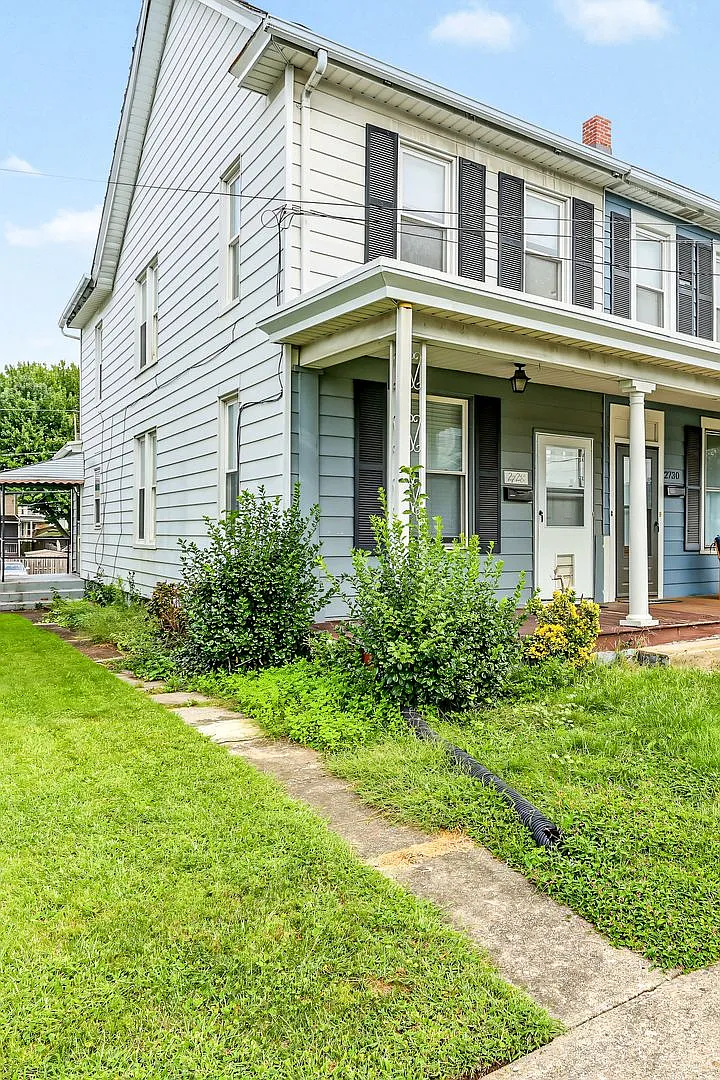 Three bedroom, one bath duplex in Harrisburg — Photo 3