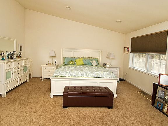 5th image of 12 Lamerson Cir