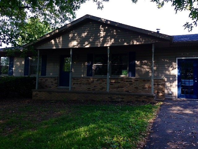 2nd image of 204 Woodriver Dr