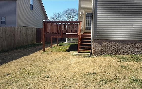4th image of 712 Foxfield Dr