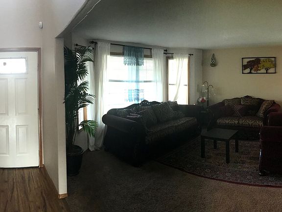 5th image of 4007 NE 98th St