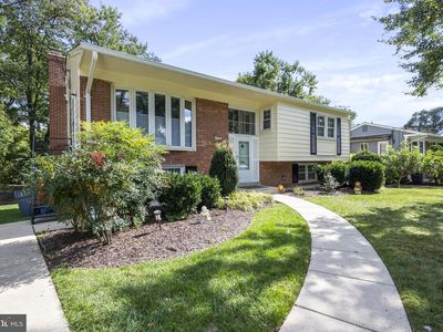 2415 Jackson Pkwy, Vienna, VA, 22180