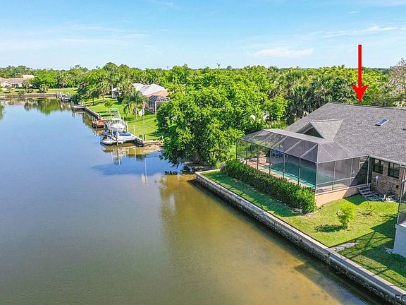 4th image of 26 Columbus Ct