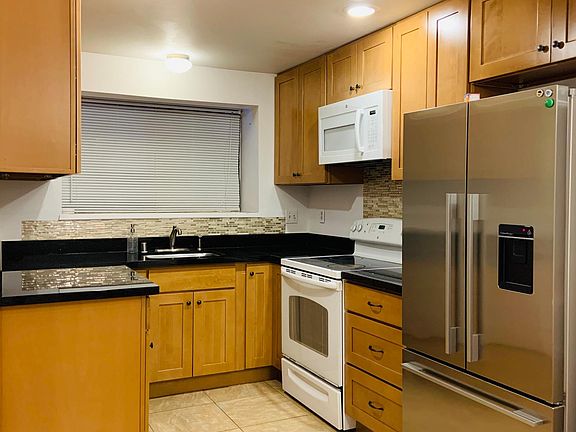 3rd image of 31 146th Ave SE