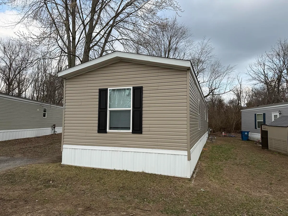 Building Photo - 7519 Dorr St #215