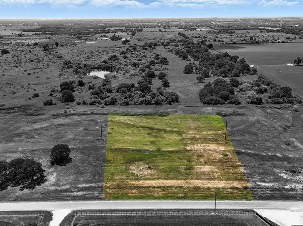 2 Colony Ct, Tolar, TX 76476