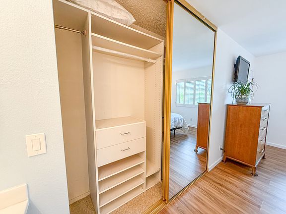 4th image of 4495 Caminito Cuarzo