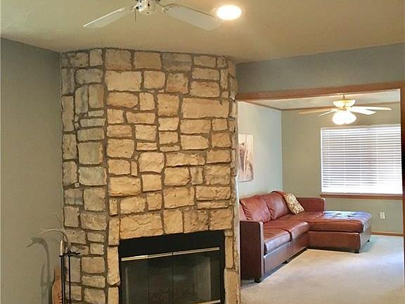 4th image of 2526 Sylvan Dr