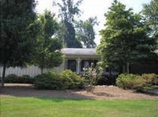 6848 Ramundo Dr, Doraville, GA 30360