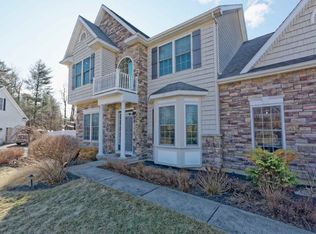 11 Spring Farm Ln, Schenectady, NY 12303