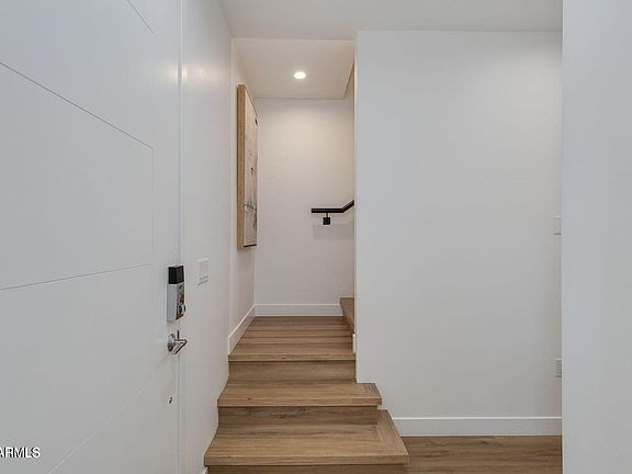 5th image of 4220 N 32ND Street #21