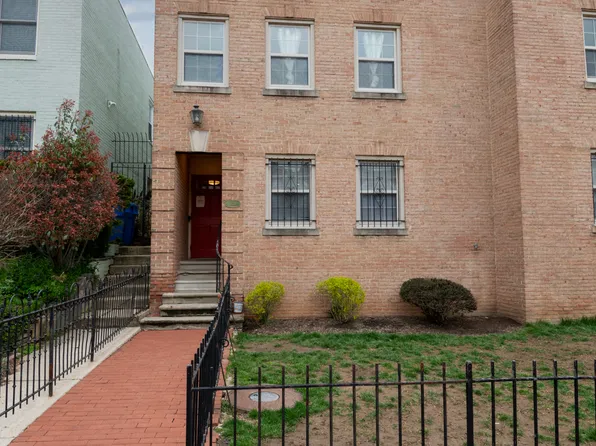 730 7th St SE, Washington, DC