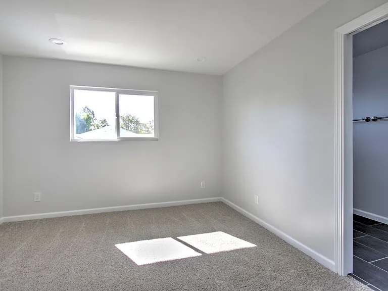 3148 - 3150 Florine Dr. — Photo 7