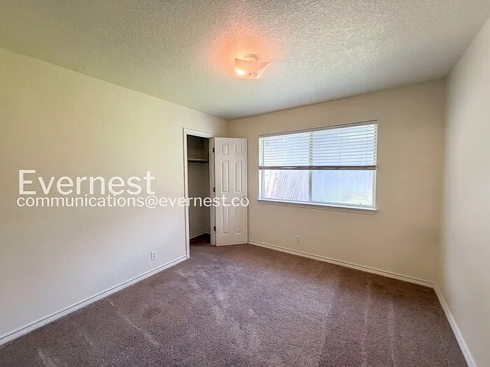 202 Tamara Dr #B — Photo 6