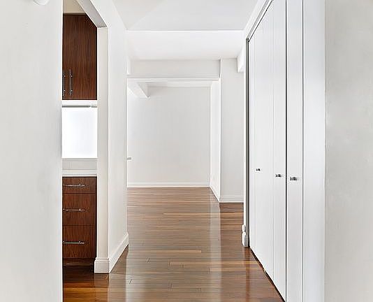 2nd image of 88 Greenwich St APT 925