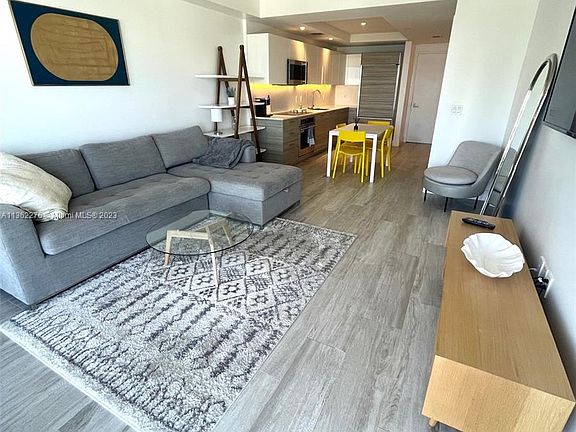 5th image of 121 NE 34th St #2606A