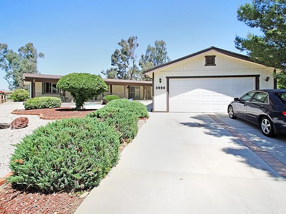 3rd image of 2558 Blue Spruce Dr #0