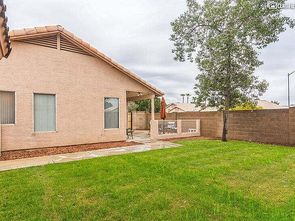 3rd image of 4805 W Kerry Ln