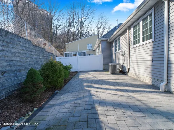 32 Wandel Avenue image 54 of 55
