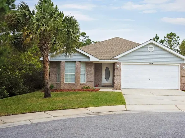 1024 Freeport Ct, Mary Esther, FL 32569