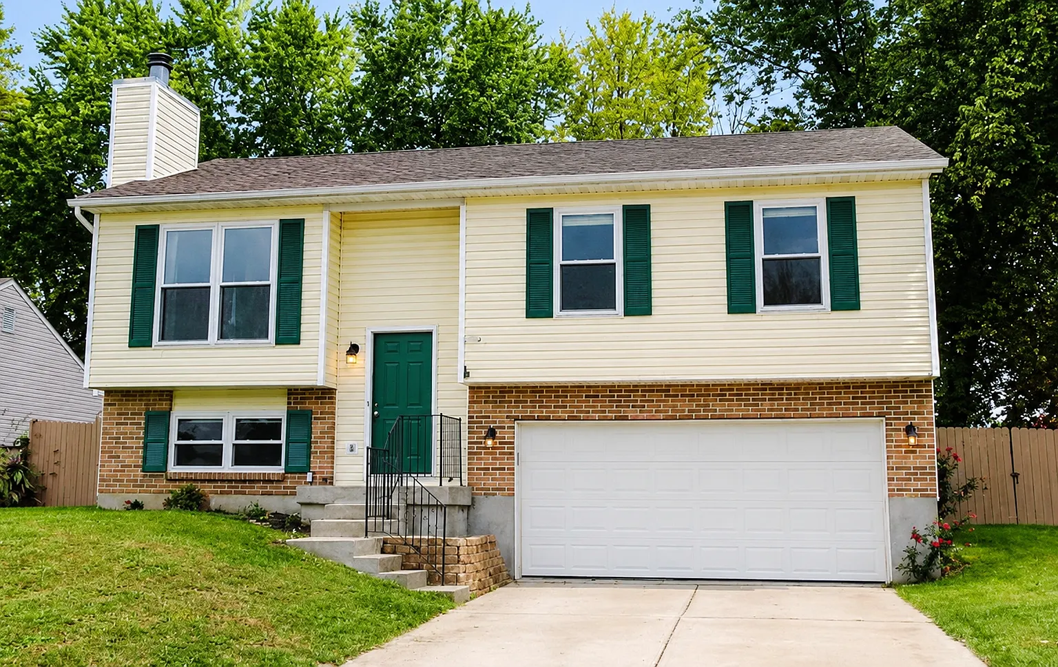 3 bed, 2.5 bath, 1520 sqft, $1,995 — Photo 1