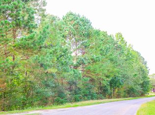 940 Lindsey Rd, Eclectic, AL 36024