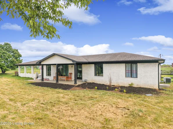 1423 Sullivan Ln, Bardstown, KY 40004