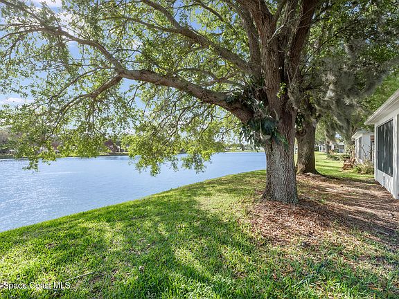 4th image of 1563 Vista Lake Cir