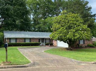1705 Tanglewood Dr, Clinton, MS 39056