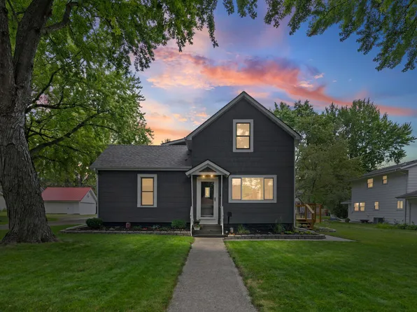 1416 Ford Ave N, Glencoe, MN 55336