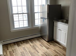 12 Anderson St FLOOR 2, Raritan, NJ 08869