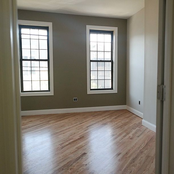 2nd image of 2533 Church Ave #2RT