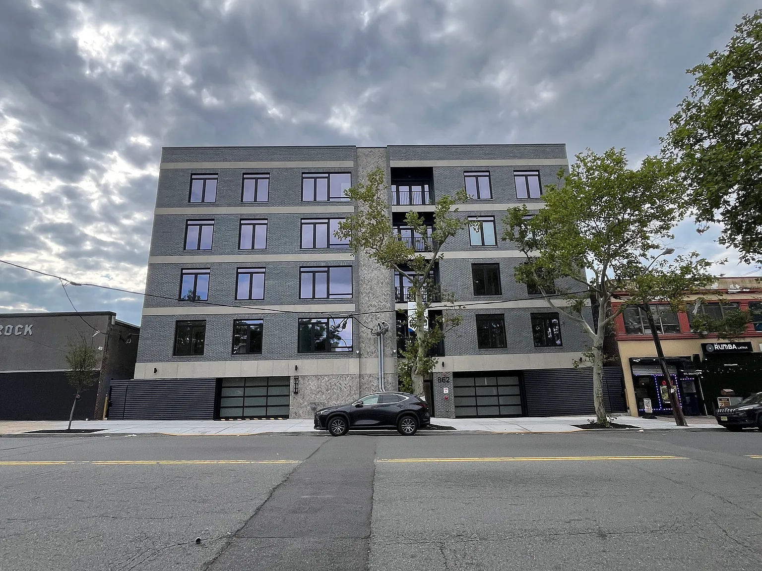 1 bed, 600 sqft, $2,000 — Photo 1
