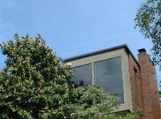 414 13th Ave E APT 301, Seattle, WA 98102