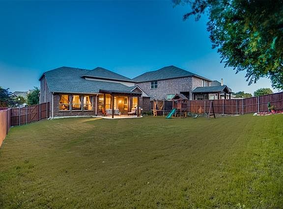 2nd image of 309 Parkhaven Dr